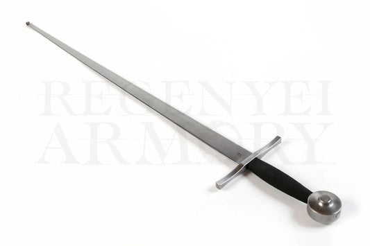 Arming sword